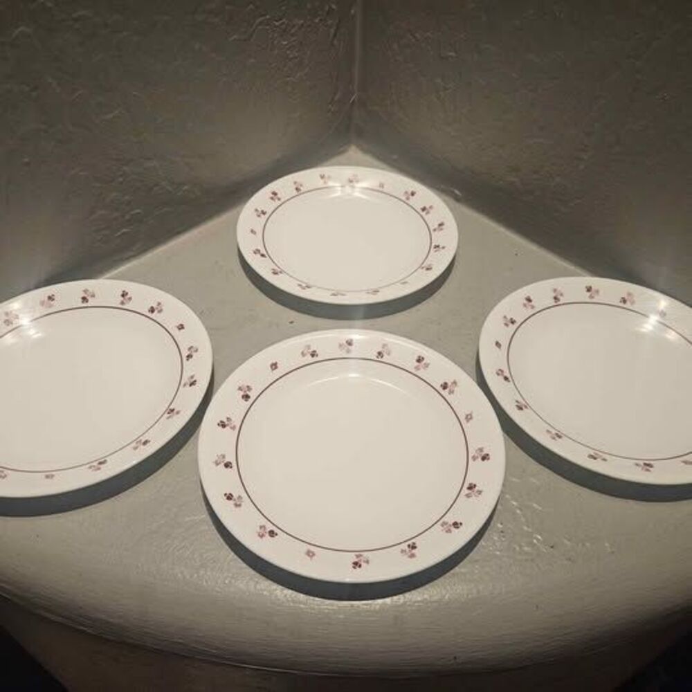 Set of 4 Corelle Burgundy Rose Dessert Plates 6 3/4"